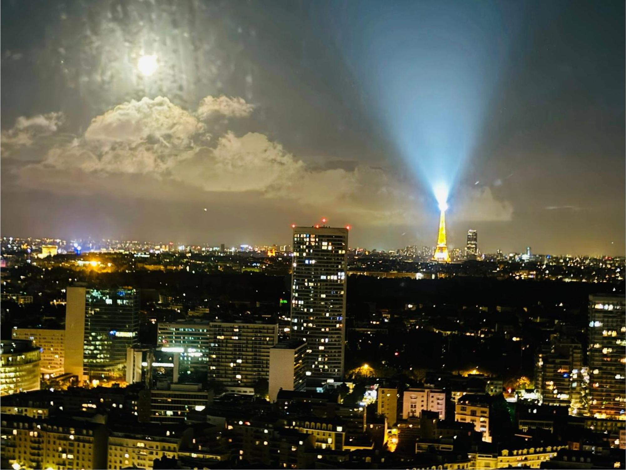 Apartment Paris La Defense Eiffel Tower Outlook Puteaux Extérieur photo